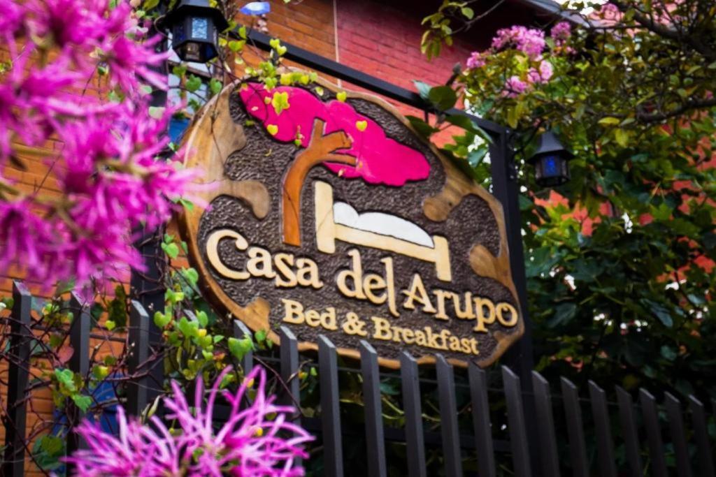 Hostel Casa Del Arupo Quito Exterior foto